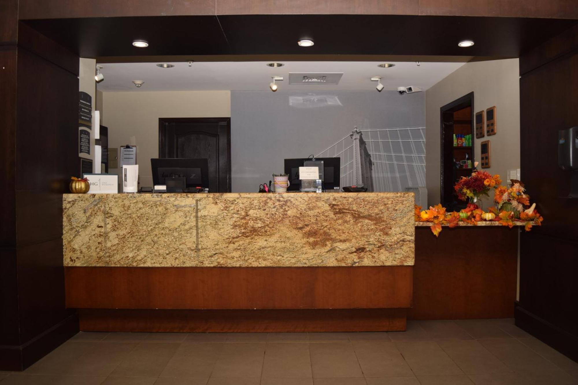Staybridge Suites Syracuse Liverpool By Ihg Exterior foto